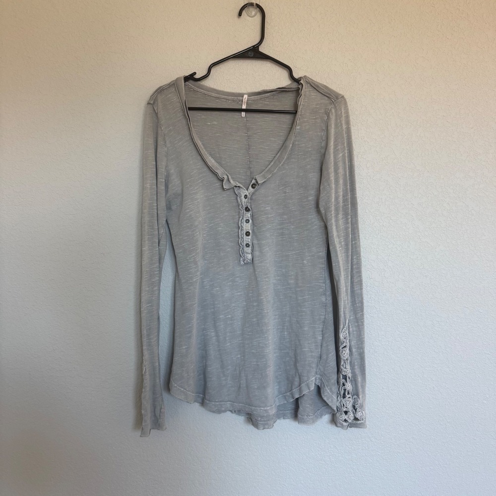 Free People Gray Crochet Cuff Henley Long Sleeve Cotton Top Medium Boho Fairy
